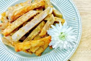 khoai môn chiên nước mắm