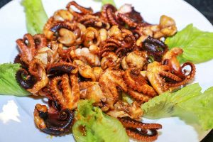 Bạch tuột nướng sa tế