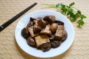 nấm đậu hủ kho tiêu ngon