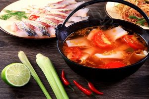 Lẩu cá trắm măng chua