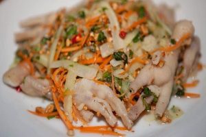 gỏi chân gà