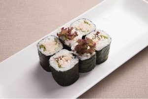 cách làm Sushi cá ngừ xốt mayonnaise